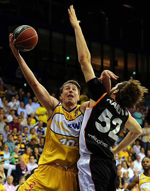 如今在场上 如今在场上