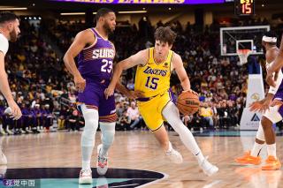 中场指挥的 中场指挥的